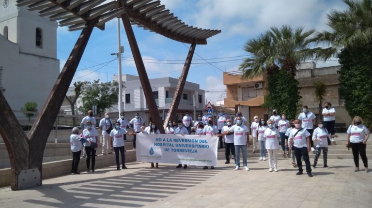 BENIJOFAR SE UNE A “SANIDAD EXCELENTE”     SUMANDO SU APOYO A LOS TRABAJADORES DEL HOSPITAL Y EL DEPARTAMENTO DE SALUD 22 EN CONTRA DE LA REVERSIÓN.