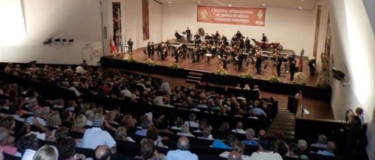 LOS SALEROSOS AGOTAN LAS ENTRADAS DEL CONCIERTO DE HOMENAJE A MORRICONE Y PROGRAMAN UNA SEGUNDA SESIÓN