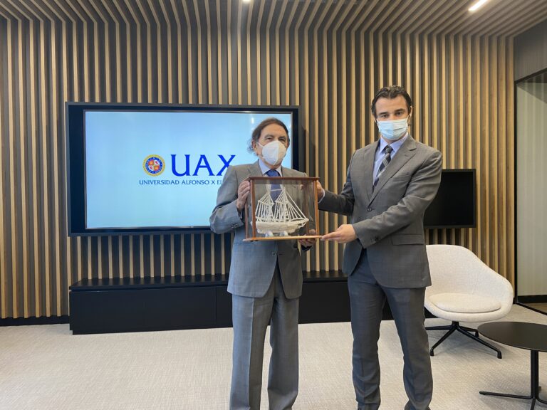 FIRMADO EN MADRID EL CONVENIO DE COLABORACIÓN ENTRE EL AYUNTAMIENTO DE TORREVIEJA Y LA UNIVERSIDAD ALFONSO X EL SABIO