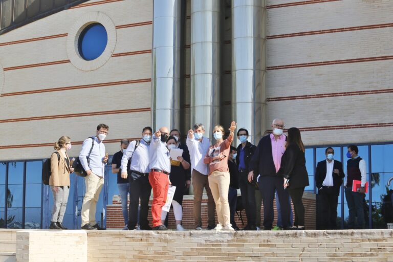 TORREVIEJA RECIBE LA VISITA OFICIAL DE LA INTERNATIONAL HANDBALL FEDERATION (IHF) Y DE LOS MIEMBROS DEL COMITÉ DEL CAMPEONATO DEL MUNDO DE BALONMANO FEMENINO 2021