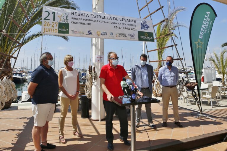 LA 21ª REGATA ESTRELLA DE LEVANTE EN EL RCN TORREVIEJA YA ESTÁ EN MARCHA