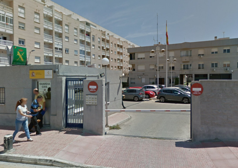 Condenado a 18 años de cárcel por saltarse una orden de alejamiento y matar a su madre en Torrevieja