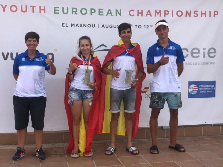 INES ALCAÑIZ BRONCE Y ALBERTO ANTON QUINTO EN EL CAMPEONATO EUROPEO JUNIOR DE LA CLASE EUROPA