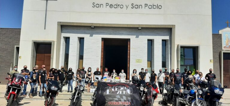 Éxito de la “Caravana Solidaria Motera” en la campaña «Vuelta al cole»