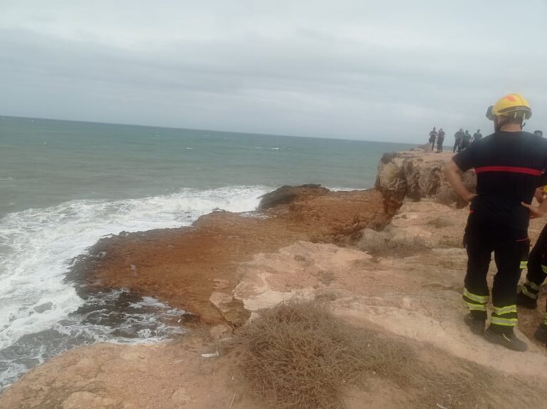 Un ahogado y un desparecido en la cala de la zorra