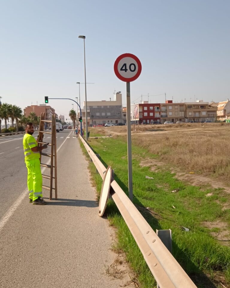 Una de las zonas con más incidencias de tráfico y atropellos se pone al día