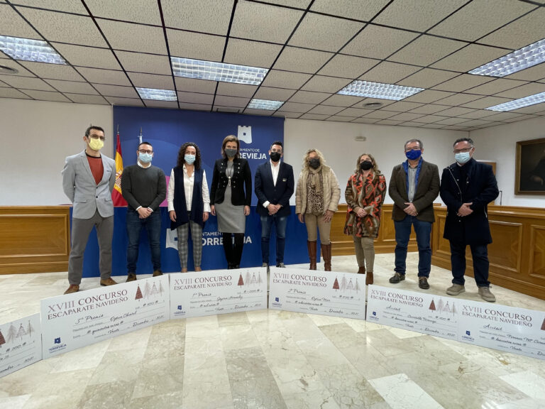 ENTREGADOS LOS PREMIOS A LOS GANADORES DEL XVIII CONCURSO DE ESCAPARATISMO NAVIDEÑO 2021￼
