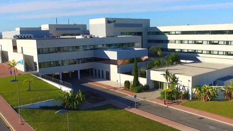CCOO y UGT denuncian que la lista de espera para una mamografía urgente es de unos 6 meses