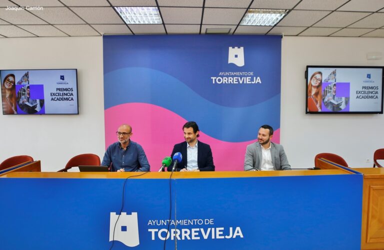 PRESENTADOS LOS PREMIOS A LA EXCELENCIA ACADÉMICA PARA TODOS LOS NIVELES EDUCATIVOS