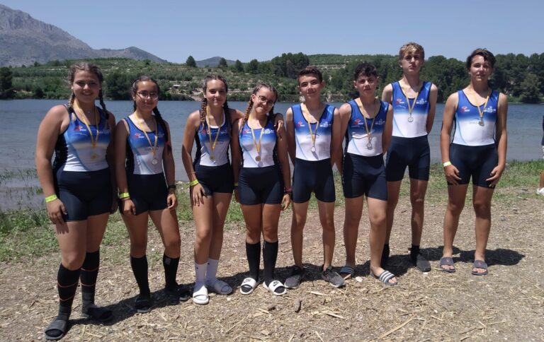 EL RCNT CONSIGUE CUATRO OROS, DOS PLATAS Y UN BRONCE EN EL CAMPEONATO AUTONÓMICO DE REMO OLÍMPICO PARA INFANTILES Y CADETES