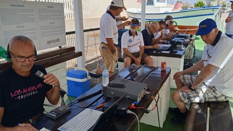 LA ASOCIACIÓN CULTURAL CQ TORREVIEJA ACTIVO UN AÑO MÁS EL MUSEO FLOTANTE SUBMARINO DELFÍN DE TORREVIEJA