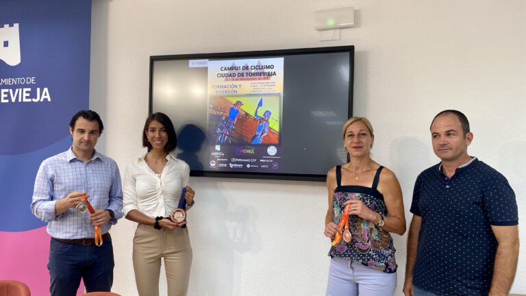 PRESENTADO EL PRIMER CAMPUS DE CICLISMO “CIUDAD DE TORREVIEJA”, IMPULSADO POR LA CICLISTA TORREVEJENSE SANDRA ALONSO