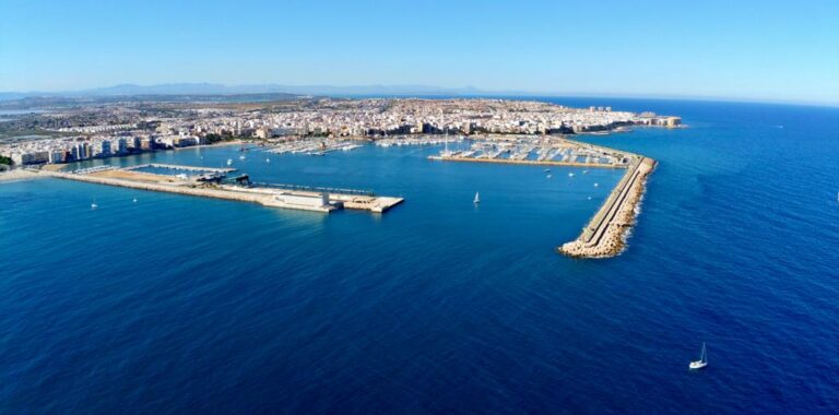 TORREVIEJA AUMENTA SU CENSO DE POBLACIÓN DESDE ENERO EN 900 PERSONAS, PASANDO DE 87.901 A 88.800 HABITANTES