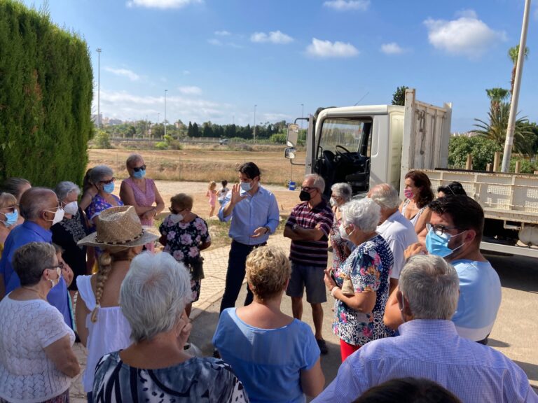 LOS VECINOS Y VECINAS DE LOS RESIDENCIALES DE DOÑA INÉS IV Y V AGRADECEN EL ESFUERZO DEL AYUNTAMIENTO DE TORREVIEJA