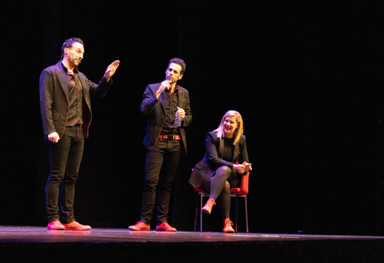 La improvisación y la carcajada de «Jamming show», dejó huella en Torrevieja