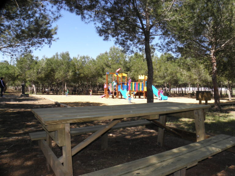 MÁS DE 1.200 PERSONAS ACAMPARÁN ESTA SEMANA SANTA EN EL ÁREA RECREATIVA MUNICIPAL “JOSÉ  EDUARDO GIL REBOLLO”