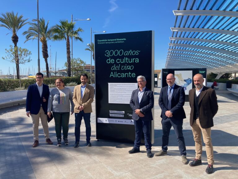 INAUGURADA LA EXPOSICIÓN “3000 AÑOS DE CULTURA DEL VINO ALICANTE”