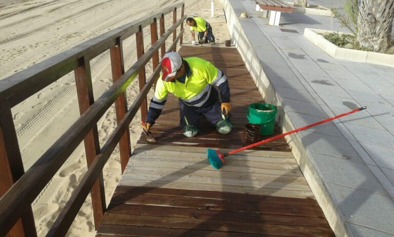 SALE A LICITACIÓN POR 531.132 EUROS AL AÑO EL CONTRATO DEL SERVICIO DE MANTENIMIENTO INTEGRAL DE LAS PLAYAS DE TORREVIEJA