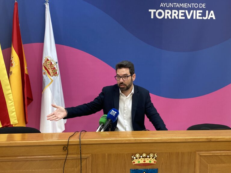 LA JUNTA DE GOBIERNO LOCAL APRUEBA LA CONTRATACIÓN DE LAS OBRAS DE REPARACIÓN INTEGRAL DE LAS SEIS PISTAS AZULES DEPORTIVAS, POR UN IMPORTE DE 845.223,86 EUROS (IVA incluido)