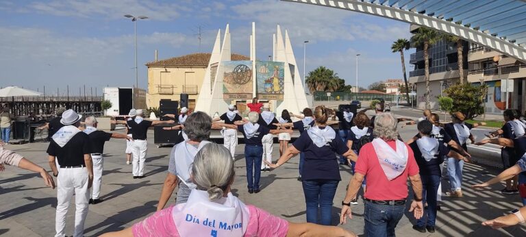 PRESENTADA LA “SEMANA DEL MAYOR”, QUE SE CELEBRA DEL 25 AL 30 DE ABRIL EN EL CENTRO MUNICIPAL DE OCIO (CMO)
