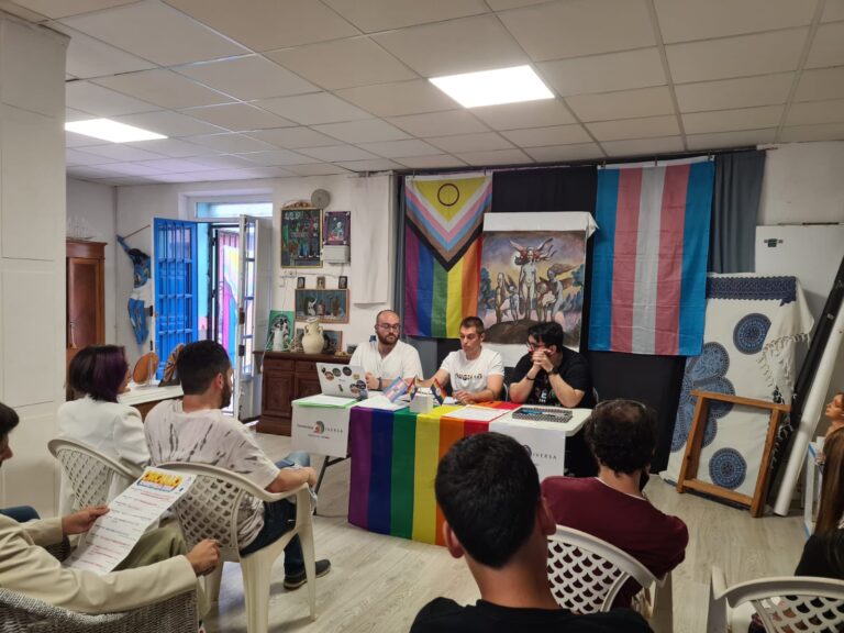 «Torrevieja es DIVERSA: Por los derechos de las personas LGTBIQ+ y sus familias». Este es el lema que propone esta asociación local