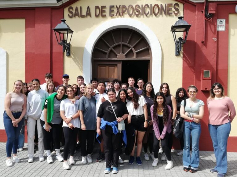 MÁS DE 1.200 PERSONAS PROCEDENTES DE 25 PAISES HAN VISITADO EL MUSEO DE HISTORIA NATURAL LOS FINES DE SEMANA DE ABRIL A JUNIO
