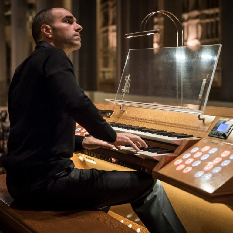 ACTUACIÓN DEL PRESTIGIOSO ORGANISTA JUAN DE LA RUBIA EN EL FESTIVAL INTERNACIONAL DE ÓRGANO EN EL SAGRADO CORAZÓN 