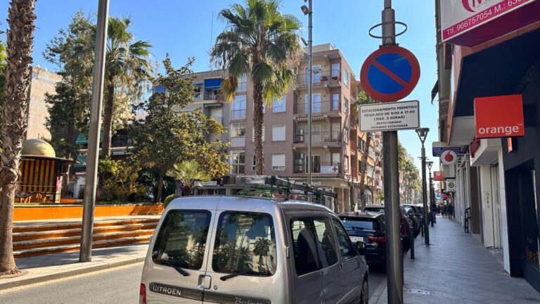 EL HORARIO DEL APARCAMIENTO REGULADO EN LA CALLE RAMÓN GALLUD PASA A SER DE 9:00 A 17:00 HORAS
