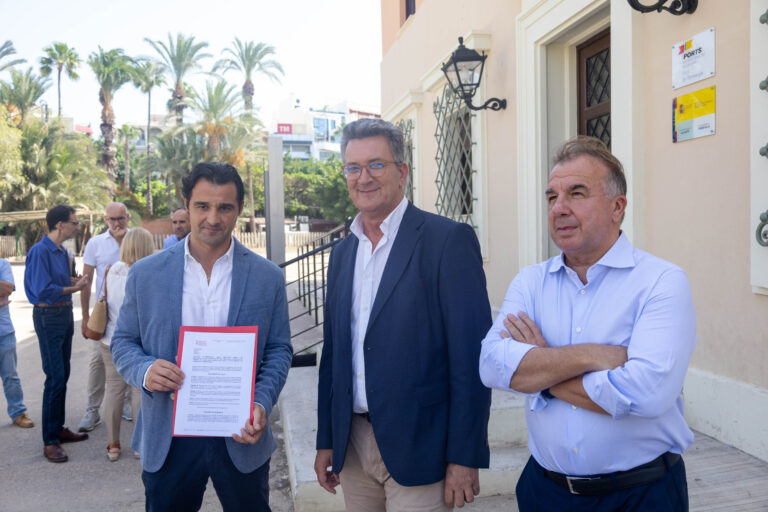 PRIMERA VISITA DEL NUEVO DIRECTOR GENERAL DE PUERTOS DE LA GENERALITAT A TORREVIEJA
