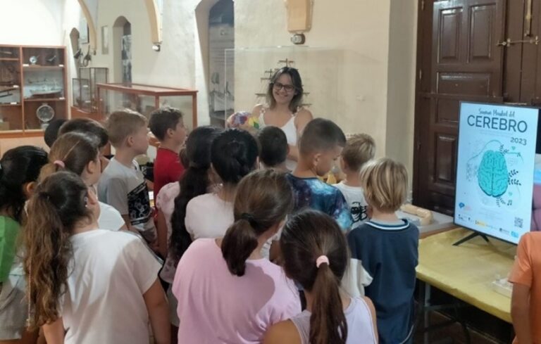 CASI 200 PERSONAS HAN REALIZADO LAS VISITAS GUIADAS Y TALLERES EN EL MUSEO DE HISTORIA NATURAL CON MOTIVO DE LA NOCHE EUROPEA DE LOS INVESTIGADORES