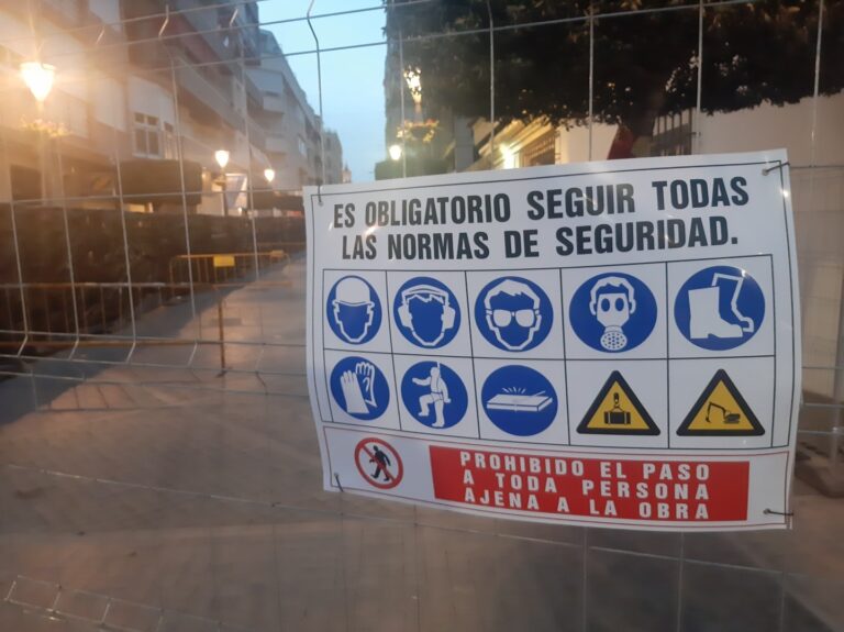 APROBACIÓN INICIAL EN PLENO DE LA ORDENANZA REGULADORA DE OBRAS Y SERVICIOS EN EL DOMINIO Y USO PÚBLICO DEPENDIENTES DEL AYUNTAMIENTO DE TORREVIEJA