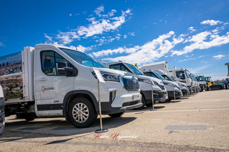 TORREVIEJA LANZA LA CAMPAÑA DE VERANO “SOBRE RUEDAS” PARA INFORMAR DEL REFUERZO DE LIMPIEZA VIARIA Y RECOGIDA DE RESIDUOS