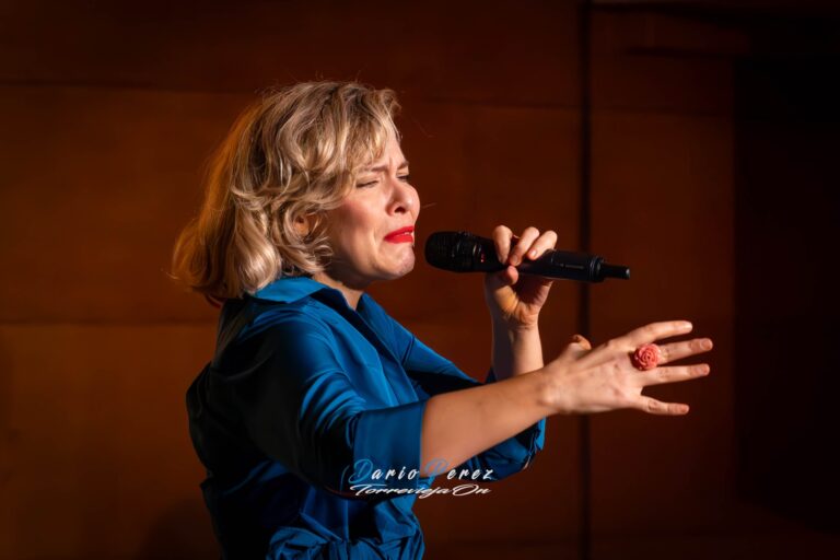 Los viernes de palacio – Pia Tadesco