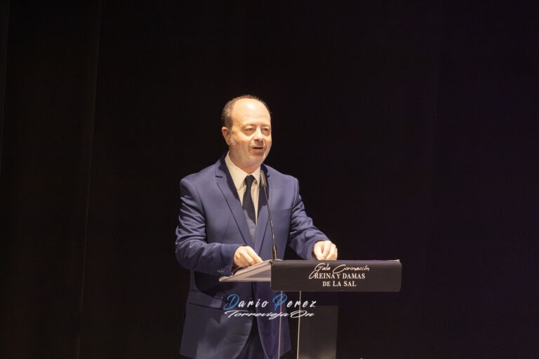 RECONOCIMIENTO DE LA CORPORACIÓN MUNICIPAL A FRANCISCO REYES PRIETO PÉREZ COMO PROFESIONAL DE LOS MEDIOS DE COMUNICACIÓN LOCAL 2024