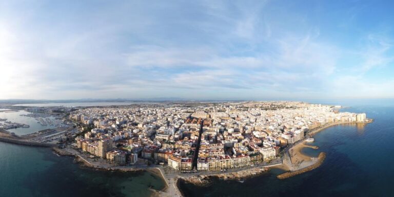 Torrevieja inicia 2026 con 110.500 habitantes y suma más de 4.100 nuevos empadronados en un año