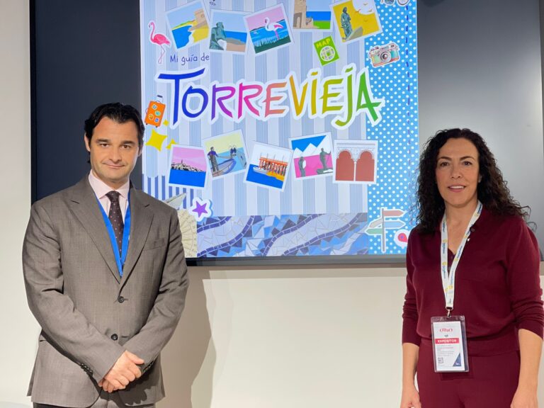 TORREVIEJA LANZA UNA GUÍA TURÍSTICA DISEÑADA PARA NIÑOS