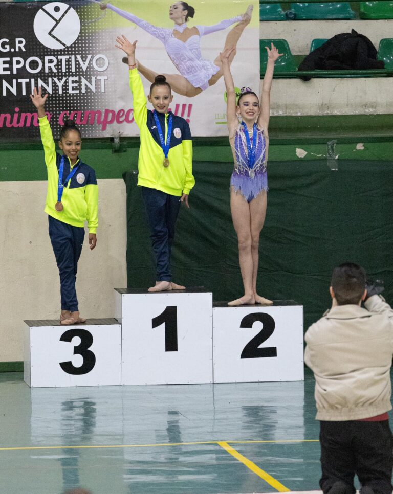 BRILLANTE ACTUACIÓN DEL C.G.R. JENNIFER COLINO EN EL CAMPEONATO PROVINCIAL BASE INDIVIDUAL