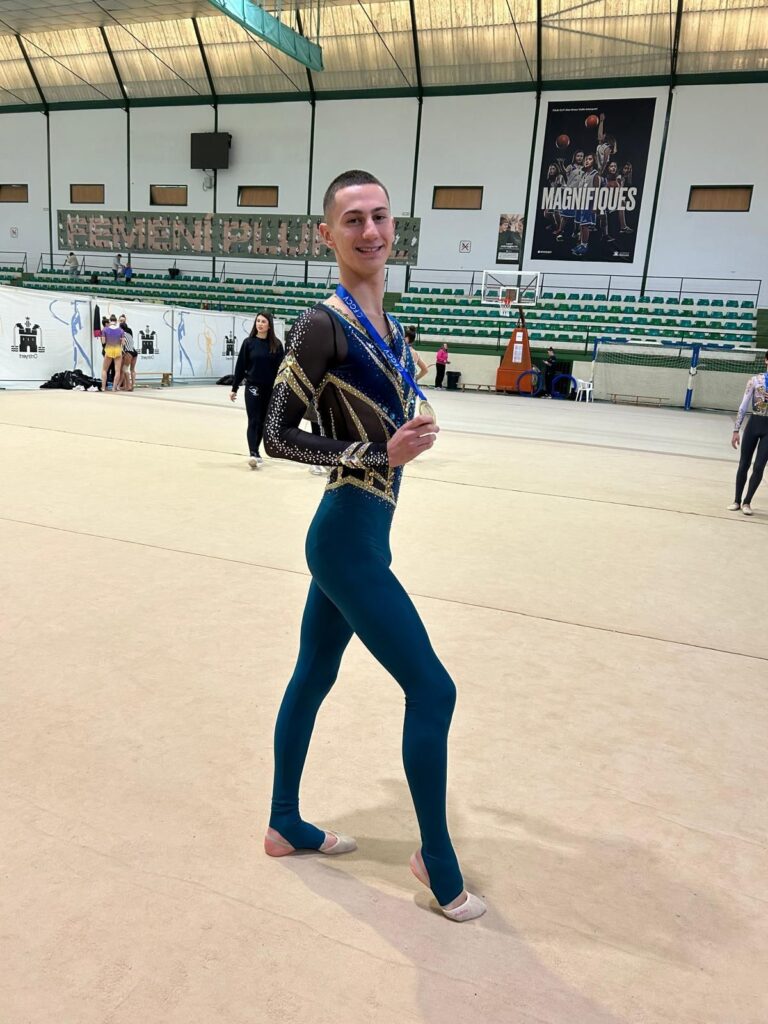 ALEJANDRO MARTINEZ DEL CLUB GR TORREVIEJA CAMPEÓN PROVINCIAL