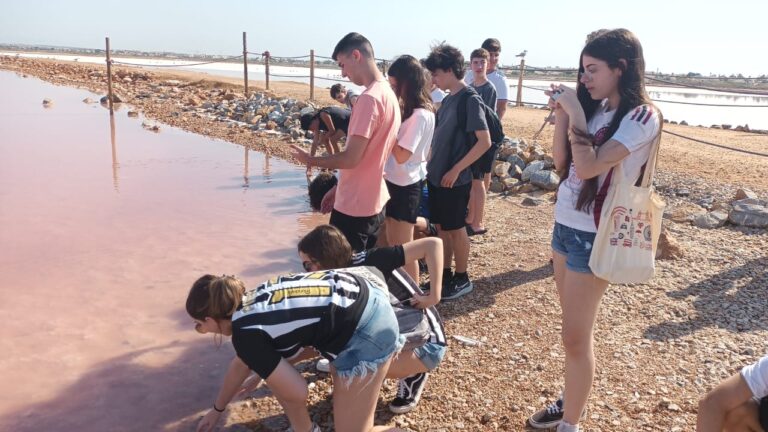 ESTUDIANTES Y DOCENTES BRASILEÑOS VISITAN TORREVIEJA FRUTO DE UN ENCUENTRO INTERCULTURAL BRASIL-ESPAÑA ABIERTO AL PÚBLICO