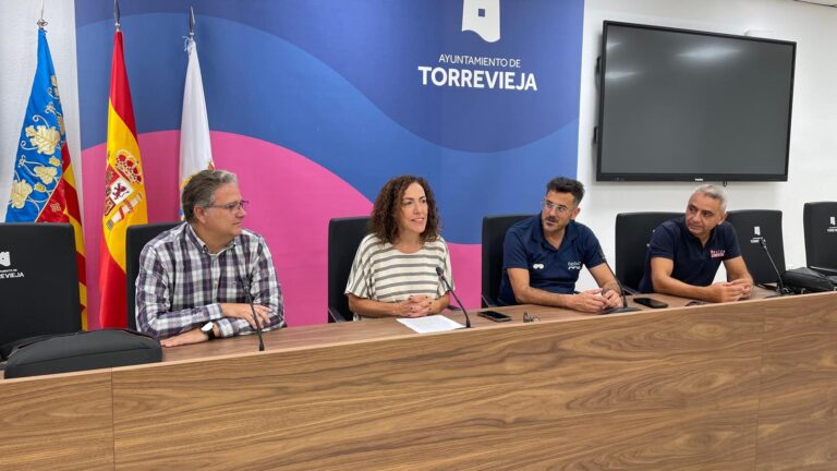 EL AYUNTAMIENTO DE TORREVIEJA Y TELPARK CIERRAN UN ACUERDO PARA APARCAR EN EL CENTRO POR 0,99 EUROS DURANTE 12 HORAS