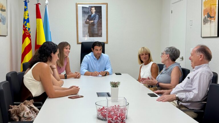 EL AYUNTAMIENTO ADJUDICA LA REDACCIÓN DEL PROYECTO DEL NUEVO CENTRO DE DÍA PARA PERSONAS CON ALZHEIMER