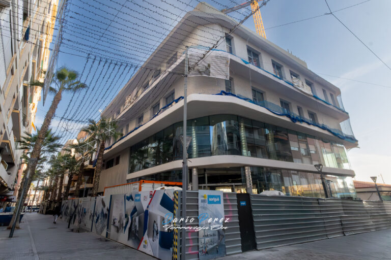 LA NUEVA SEDE DE AGAMED Y EL EDIFICIO DE LA UNIVERSIDAD DE TORREVIEJA ENTRAN EN LA FASE FINAL DE EJECUCIÓN DE LAS OBRAS