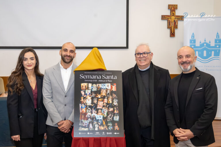 Eva Fernández será la pregonera de la Semana Santa de Torrevieja 2026 y se presenta el cartel oficial