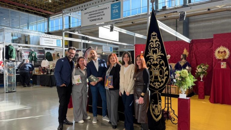 La Semana Santa de Torrevieja refuerza su proyección provincial en la feria “Alicante, Pasión Cofrade” celebrada en IFA