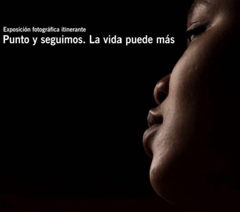 Torrevieja inaugura la exposición “Punto y seguido. La vida puede más” para sensibilizar sobre la trata de seres humanos