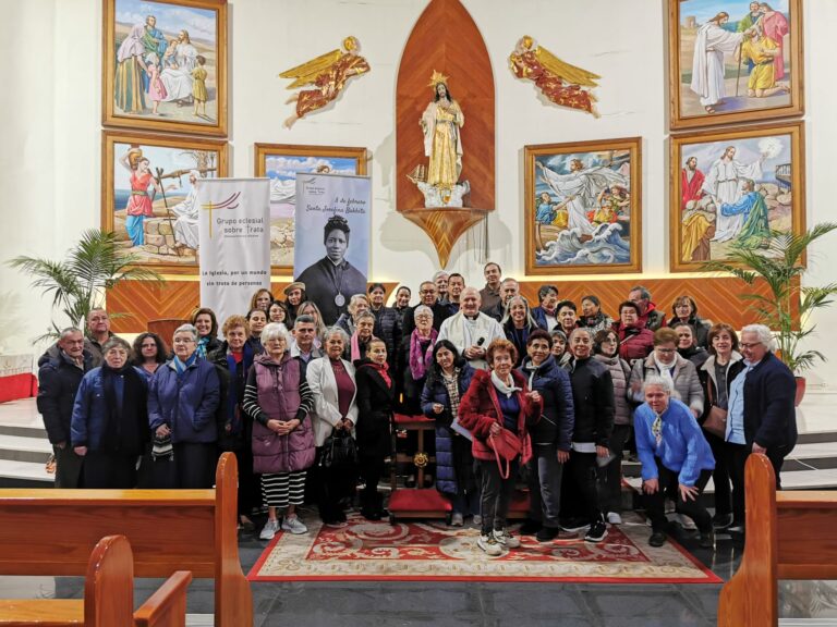 La Parroquia del Sagrado Corazón acoge una Vigilia de Oración contra la trata de personas