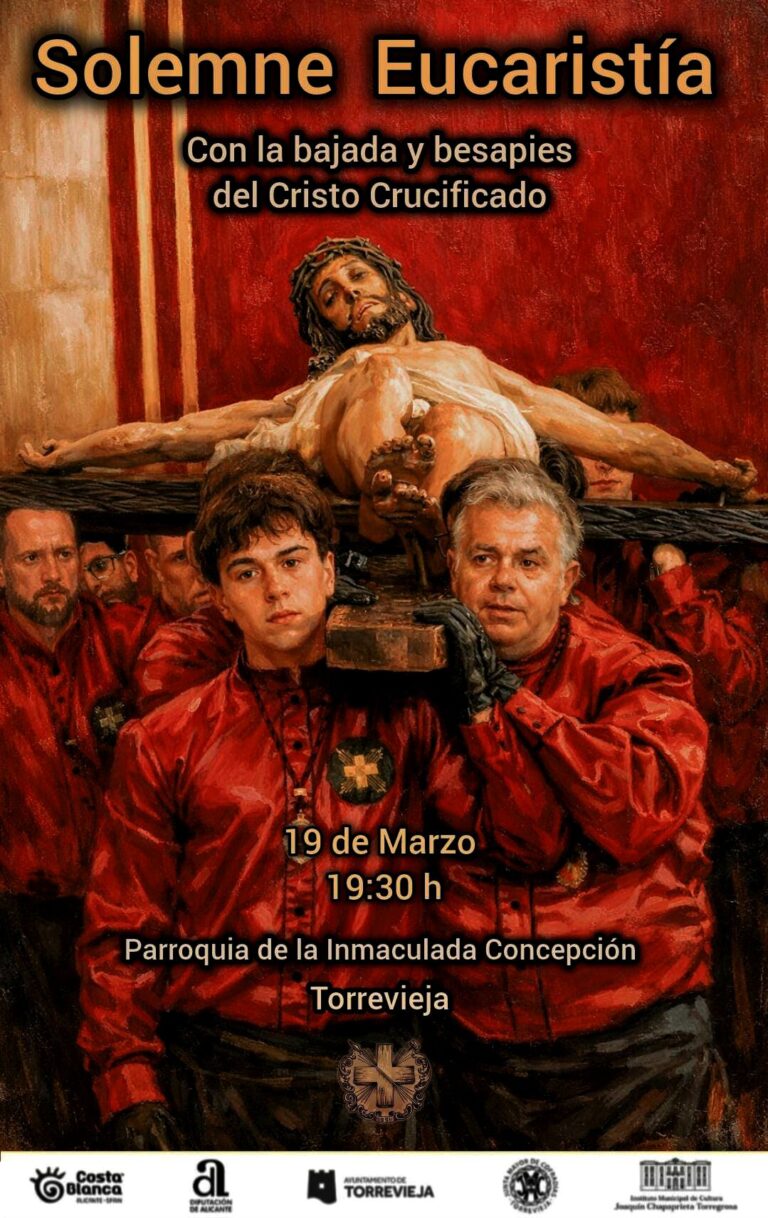 La tradicional bajada del Cristo Crucificado se celebra esta tarde en Torrevieja