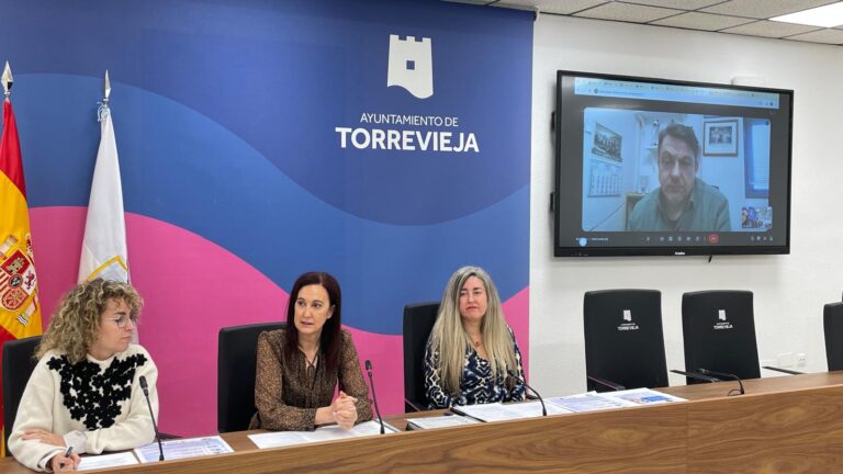 El Ayuntamiento de Torrevieja impulsa dos programas formativos para fortalecer la convivencia y el bienestar familiar
