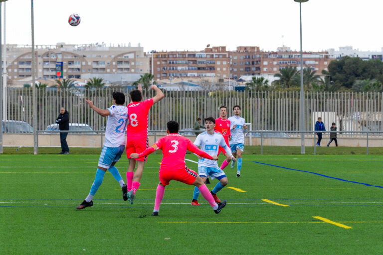El SC Torrevieja vuelve a la senda de la victoria ante el CD Olímpic (1-0)