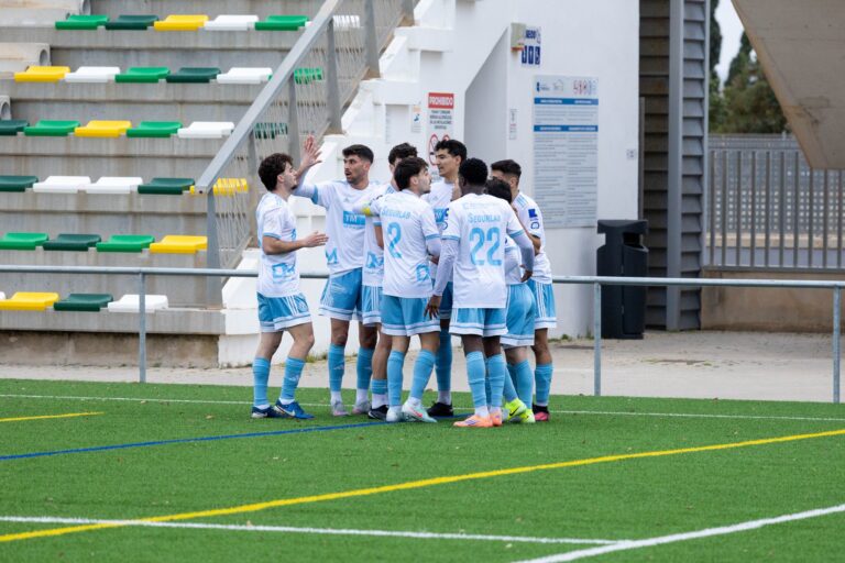 El SC Torrevieja afronta tres finales decisivas para lograr el objetivo del play off
